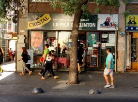 Santiago Apparently Bill Clinton ate here. Not something I'd advertise.