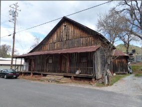 Phil's Barn Built in 1917 as dance hall, it was once featured in a Clint Eastwood film. It's now the site of Phil Alberts' famous yard sales to support the baseball field....